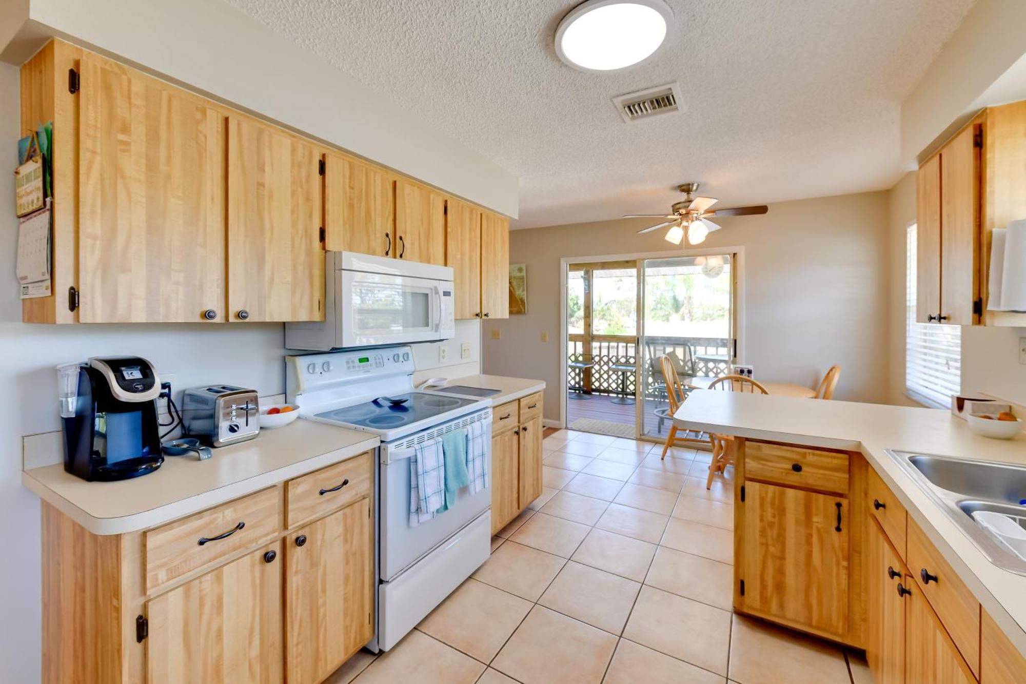 Coastal Oasis With Shared Pool, 2 Mi To Beach! Englewood Exteriör bild