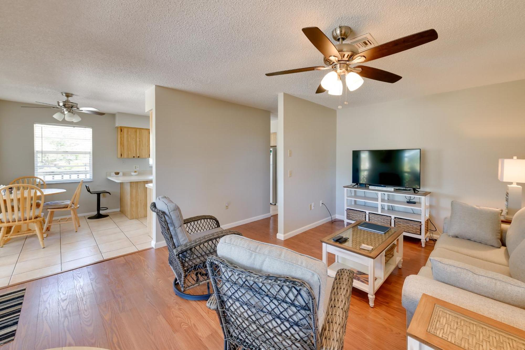 Coastal Oasis With Shared Pool, 2 Mi To Beach! Englewood Exteriör bild